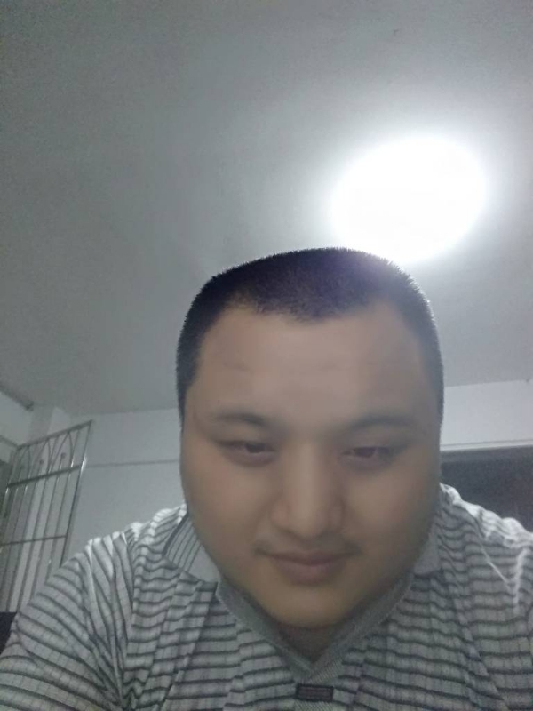 我在机场等艘船的第一张照片--古田相亲网