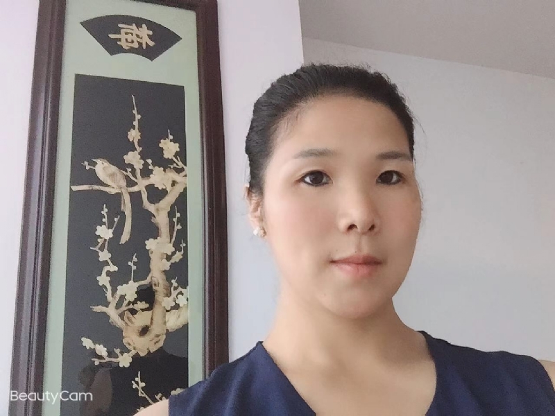 微笑的第一张照片--古田相亲网