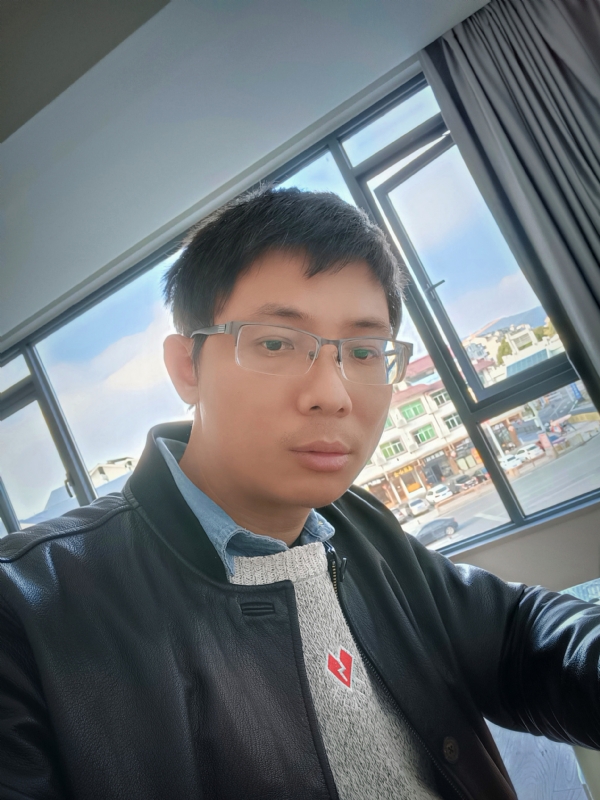 也许只是缺少一个拥抱的第二张照片--古田相亲网