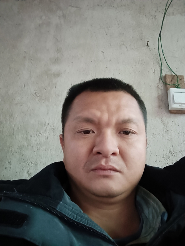 兰成龙的第二张照片--古田相亲网